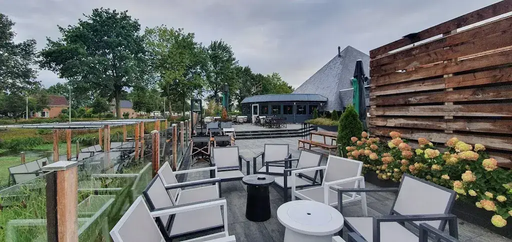 YuMe Hoogeveen_Hoogeveen_slider_image_1