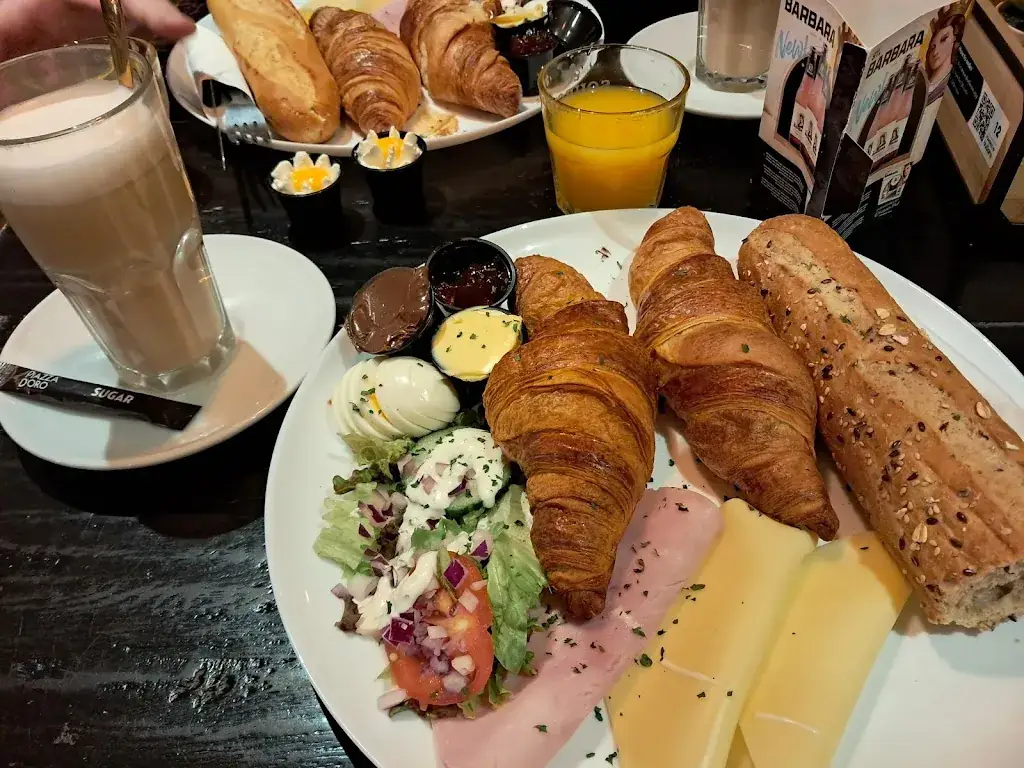 Quatro Bar & Bistro restaurant in Heerlen