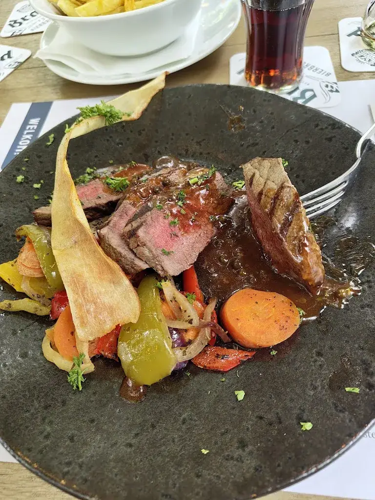 Moriel La Rosa_De Twee Gezusters_Heerlen_avis