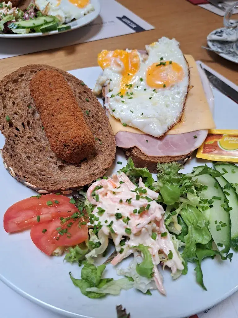 Mark G_De Twee Gezusters_Heerlen_avis