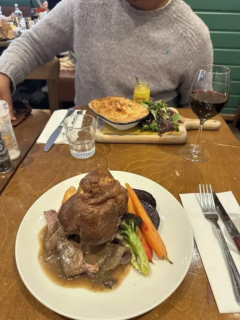 Anitaya Sisaath_The Cottage_Amsterdam_review