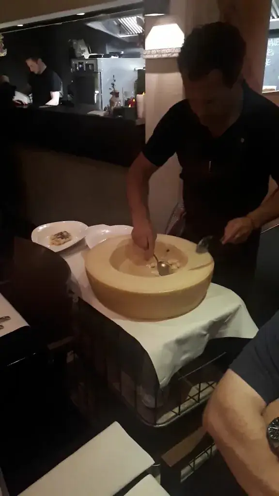 Ristorante Enoteca La Passione_Heerlen_slider_image_2