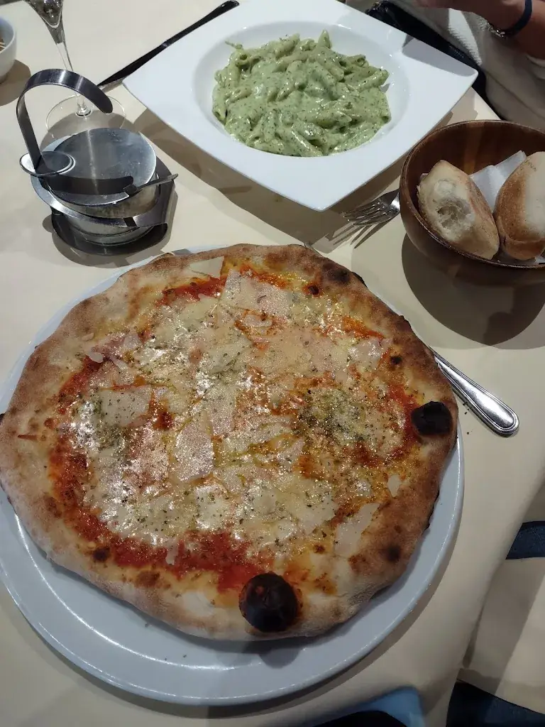 Menu_Ristorante Pizzeria Il Castello_Heerlen_image_9