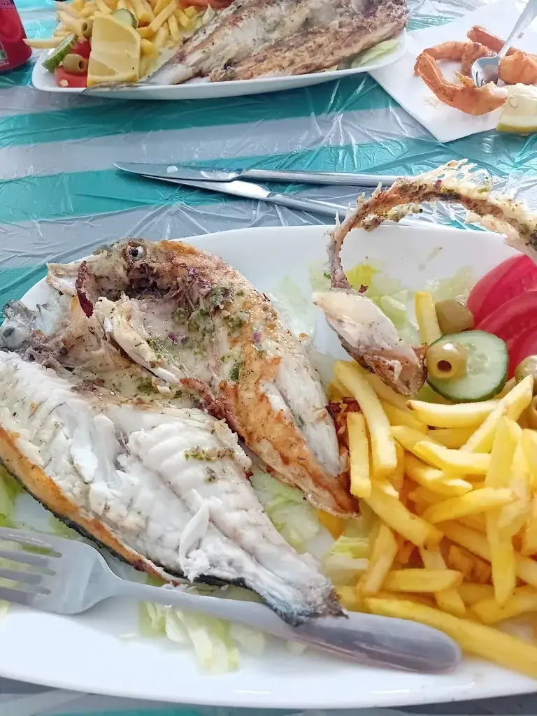 Moriel La Rosa_Eethuis Mediterrana_Heerlen_review