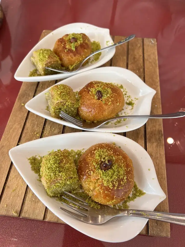 Helena Wong_Nane_Heerlen_review