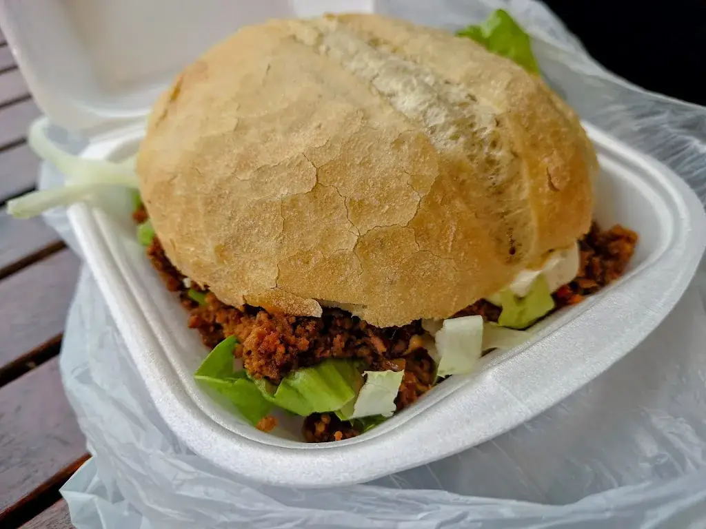 Pedero Broodjeszaak restaurant in Heerlen