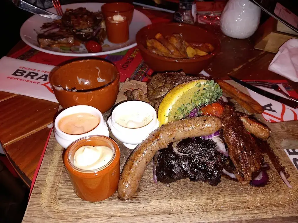 michael mcphilbin_Brazza_Valkenburg_review