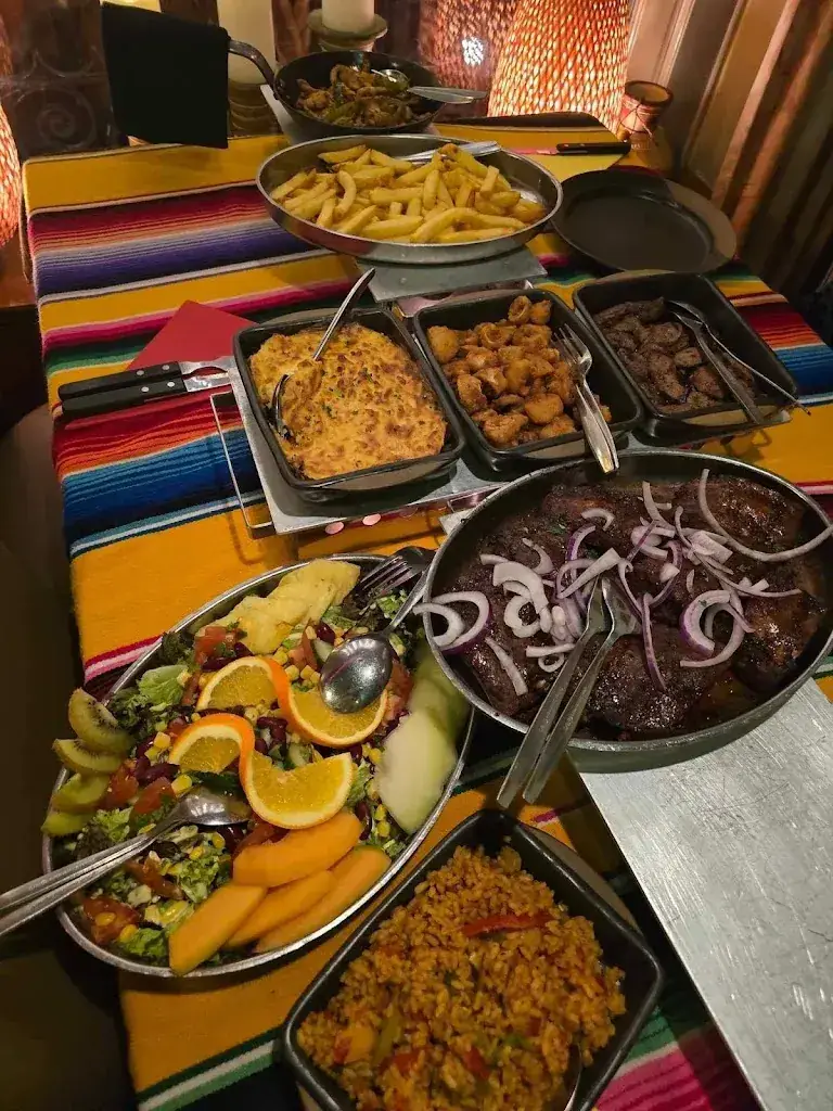 Lacey Spencer_El Castillo_Valkenburg_review