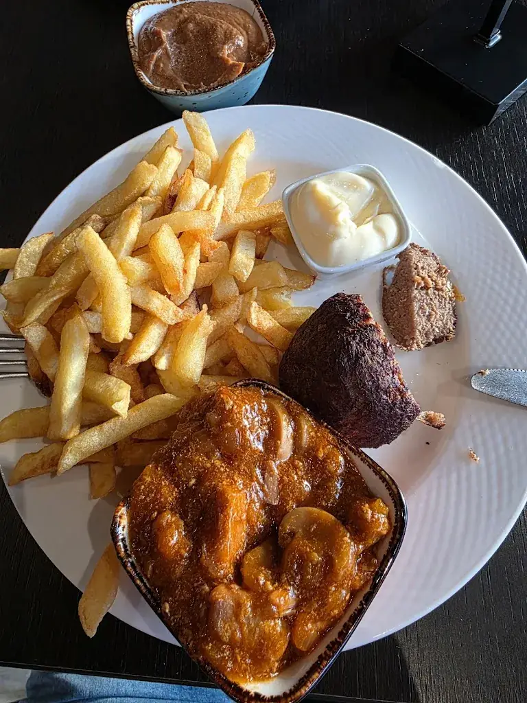 Happy Frites Broekhem_Valkenburg_slider_image_2