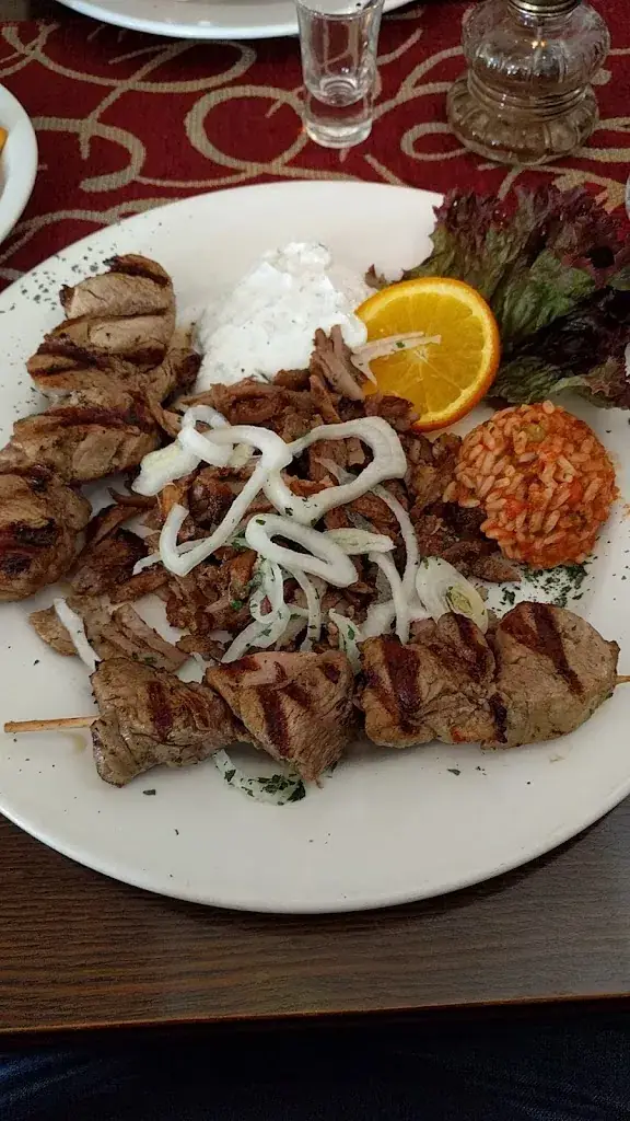 Menu_Santorini Restaurant_Doenrade_image_2