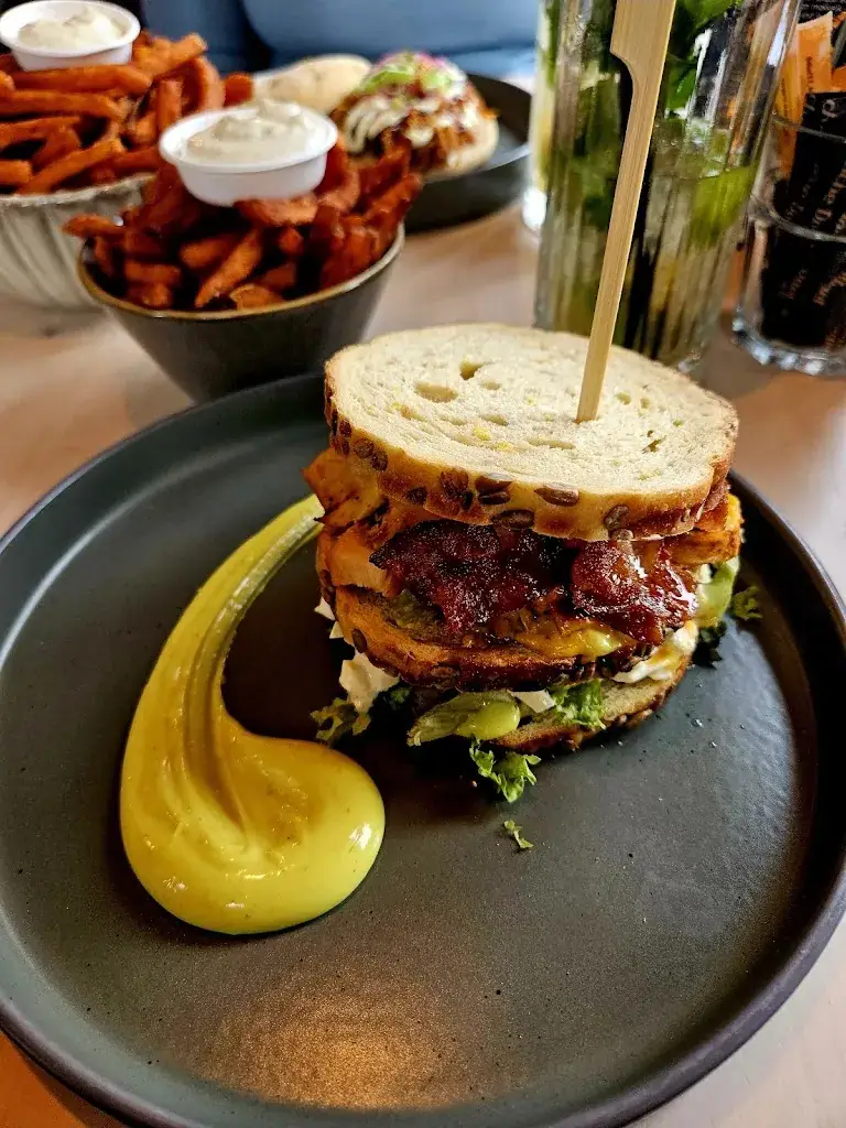 Ry Golly_WINDRAAK31_Windraak_review