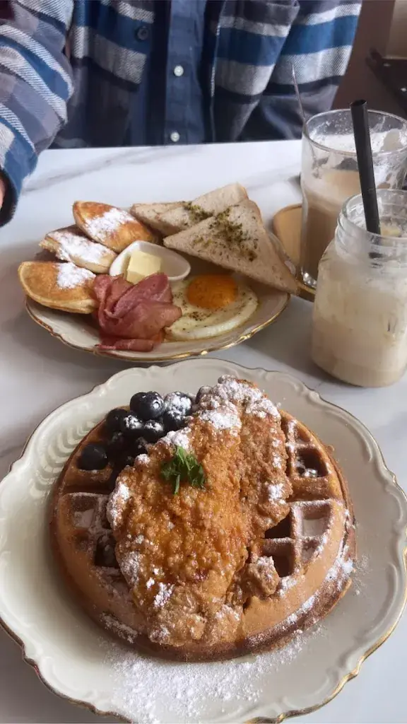 Adam Greyson_Guava_Sittard_review