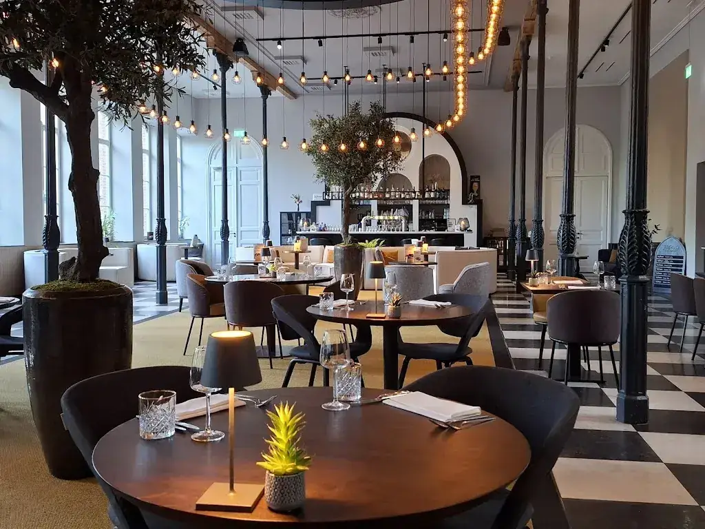 Bart De Bode_George's_Sittard_review