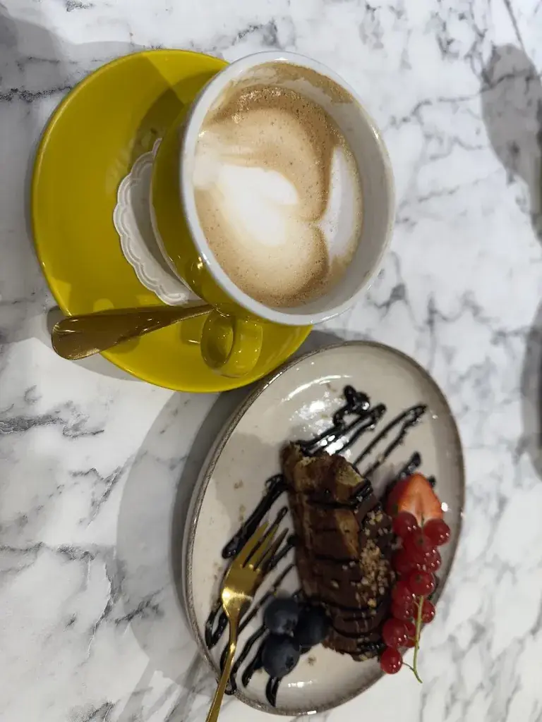 Олександр Дмитрієв_Vanilla Vibes Café_Sittard_review