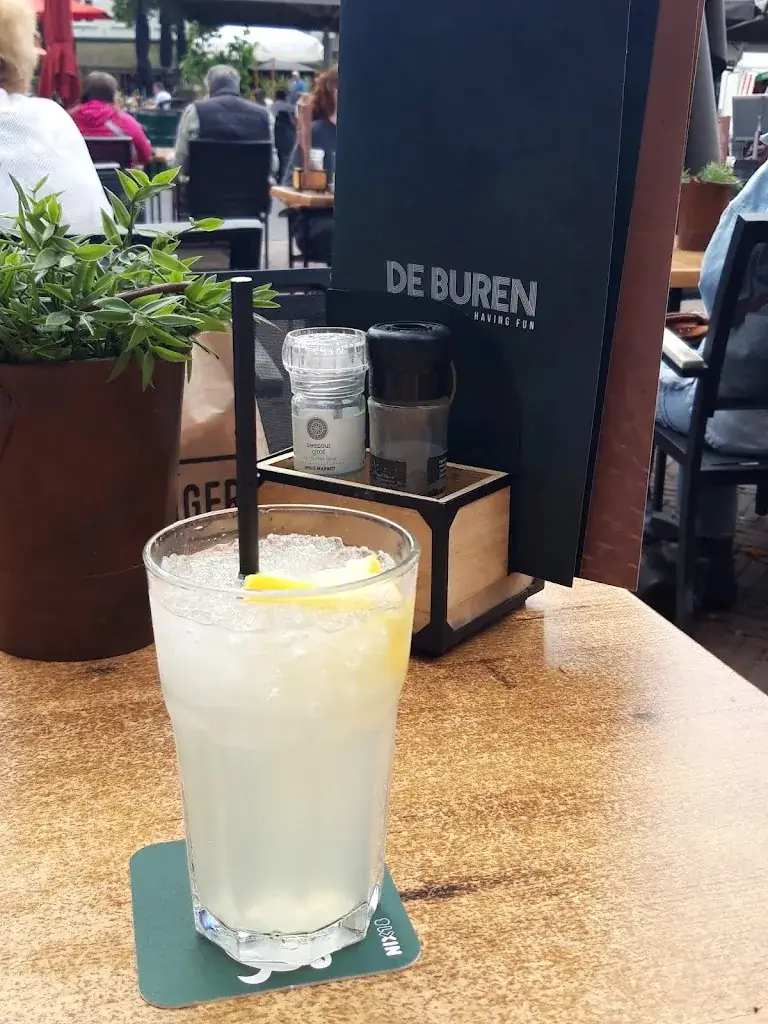 Petra (Pitch)_Eetcafé en Restaurant De Buren_Sittard_review