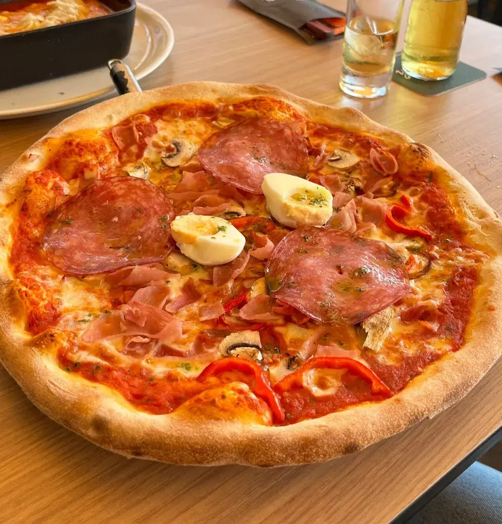 Leyla Abdullayeva_Eetcafé en Restaurant De Buren_Sittard_review