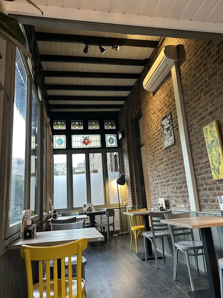 Brittany Miller_Brasserie Leven_Sittard_review