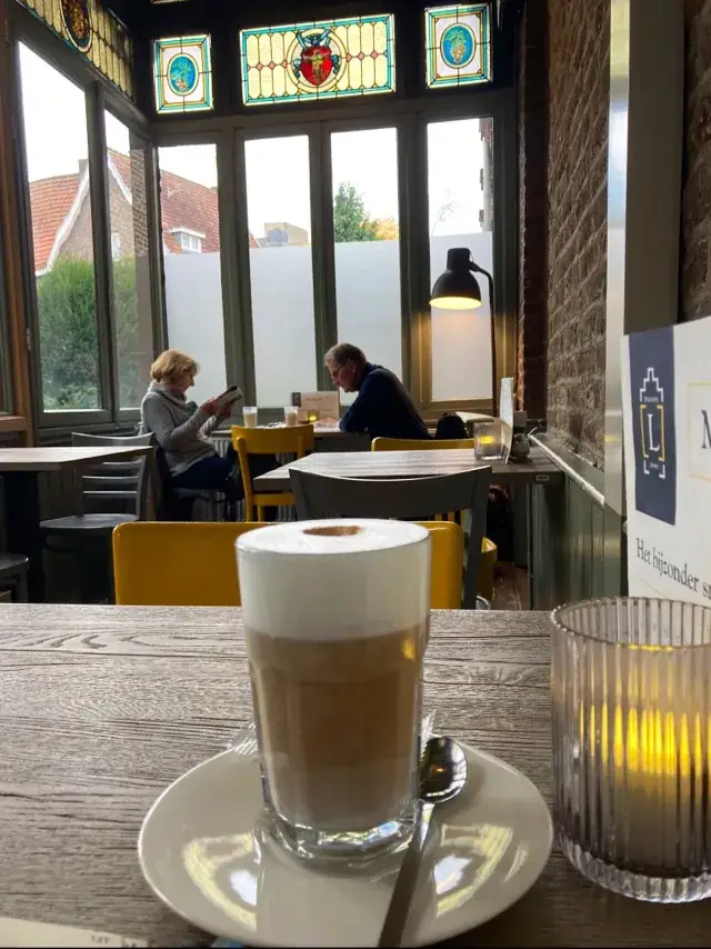 E S_Brasserie Leven_Sittard_review