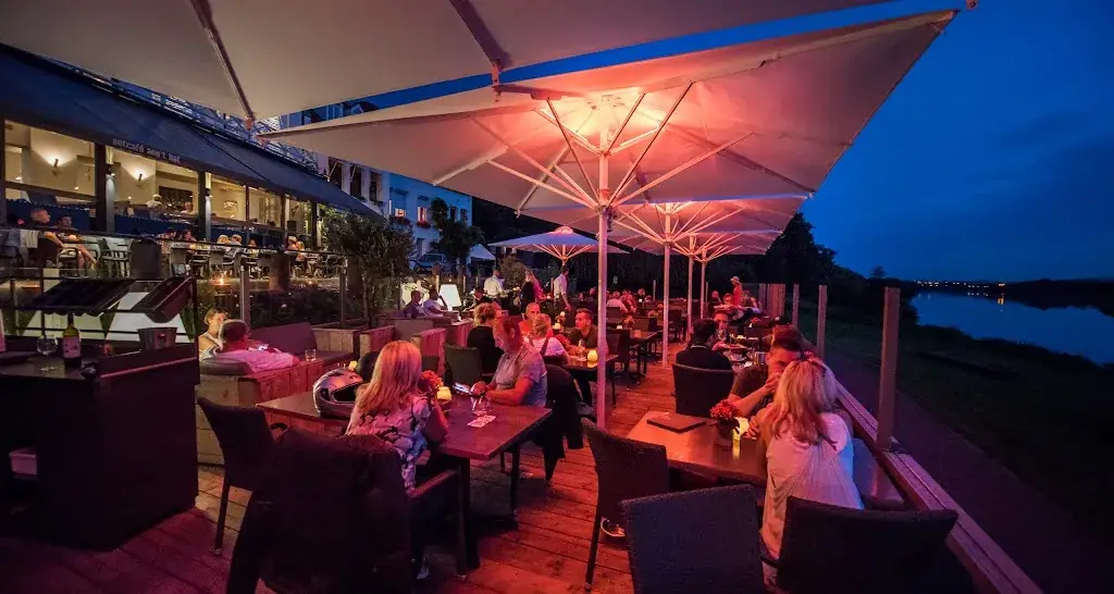 Eetcafe Aon 't Bat_Eijsden_slider_image_1