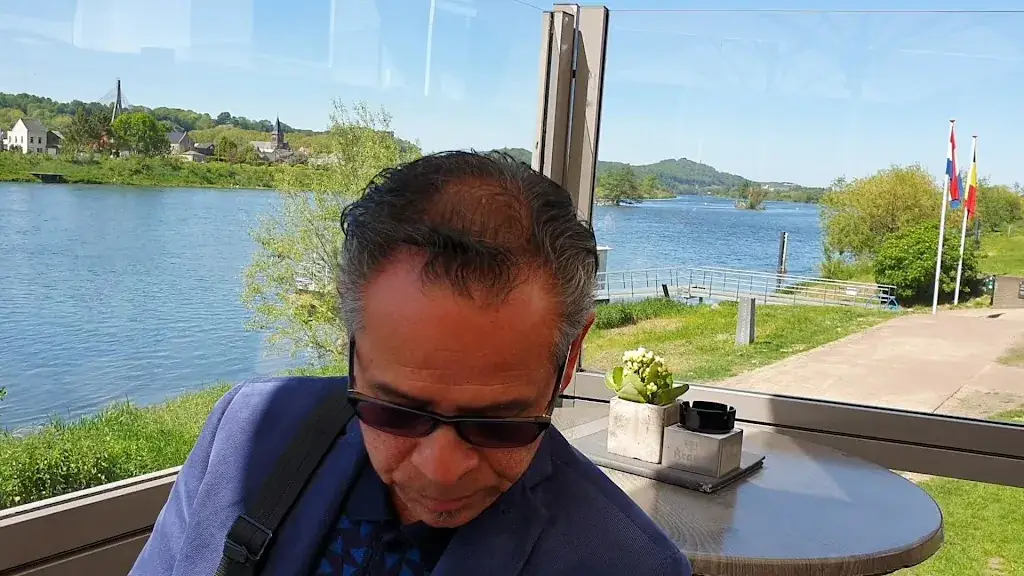 Eetcafe Aon 't Bat_Eijsden_slider_image_2