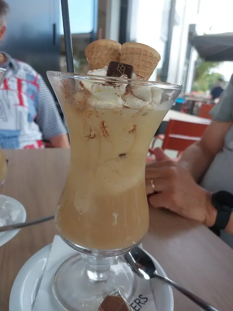 Menu_IJssalon Clevers Einighausen_Einighausen_image_8