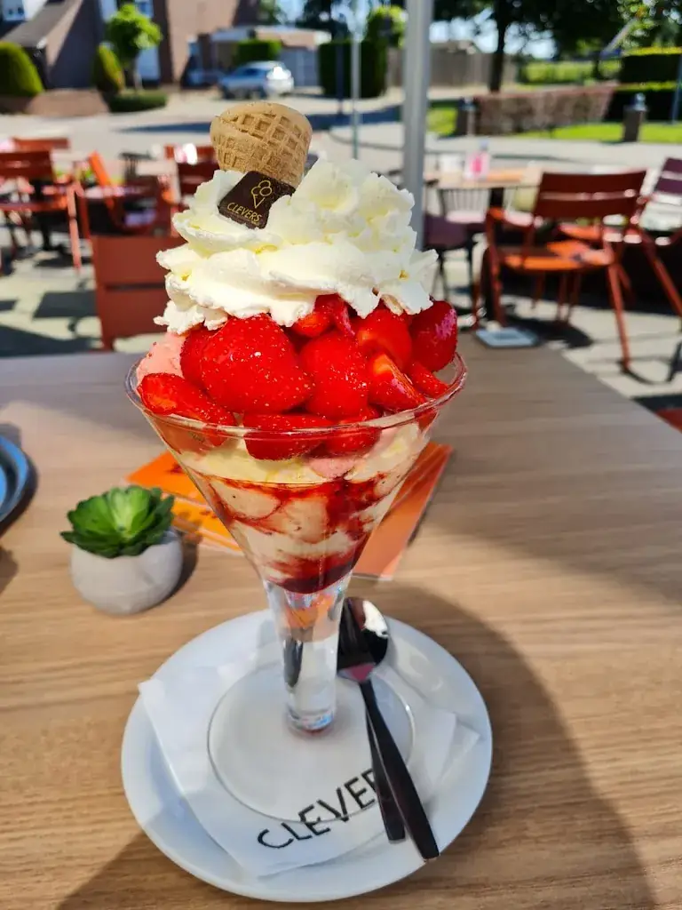 IJssalon Clevers Einighausen_Einighausen_slider_image_2