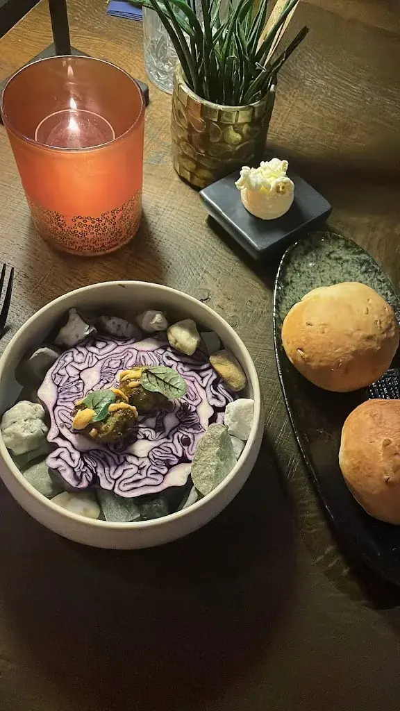 schatzu :3_Gastrobar 9_Helden_review