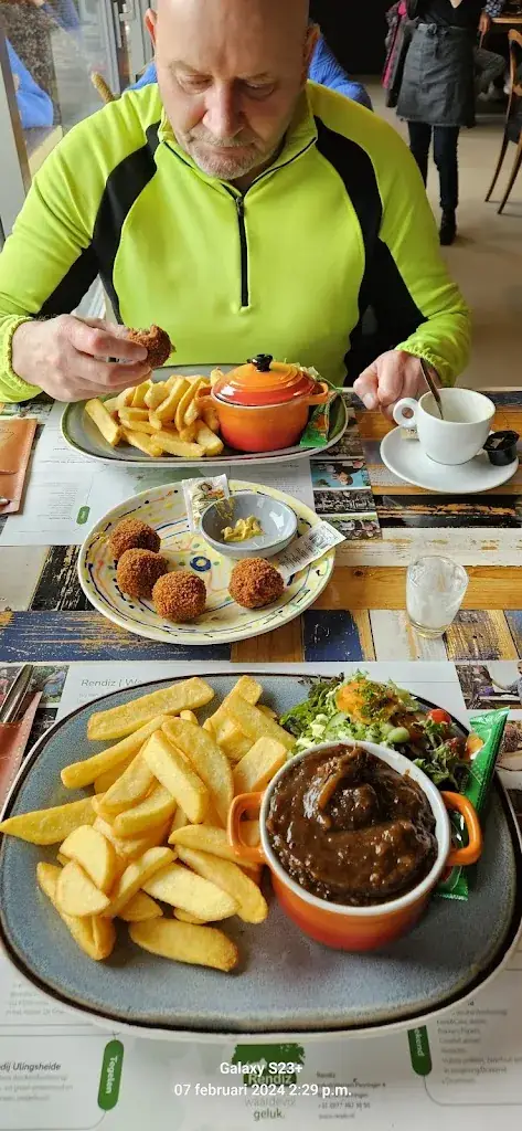 Sonja Verheijden-Lucassen_De Ringoven_Panningen_review