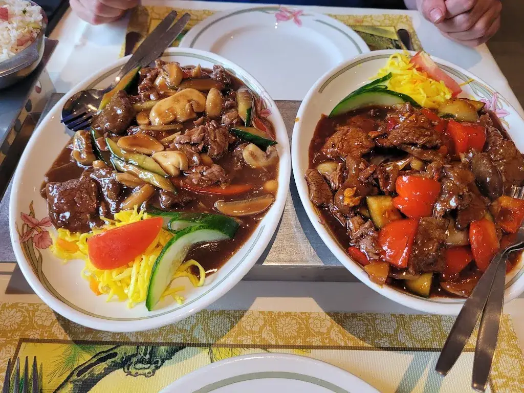 V.O.F. Mei Garden_Nederweert_slider_image_1