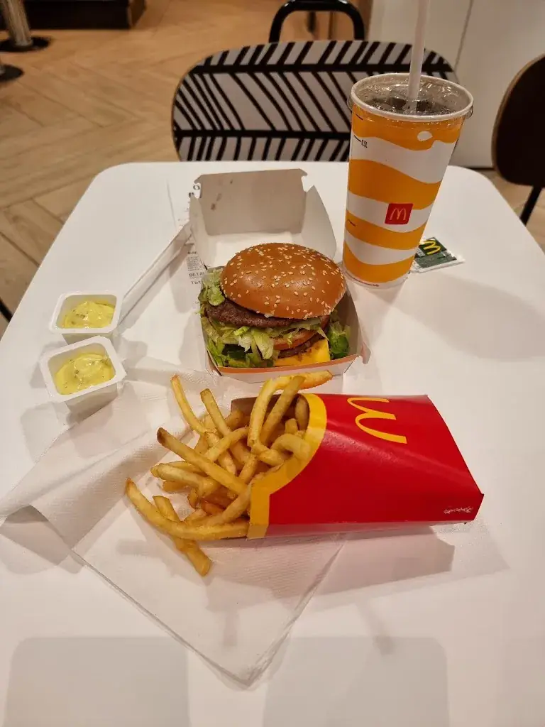 Menu_McDonald's_Nederweert_image_3