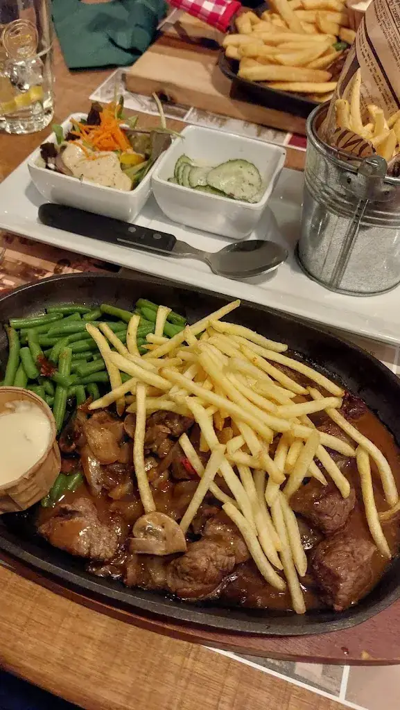 Menu_Canadian Corner_Brunssum_image_8