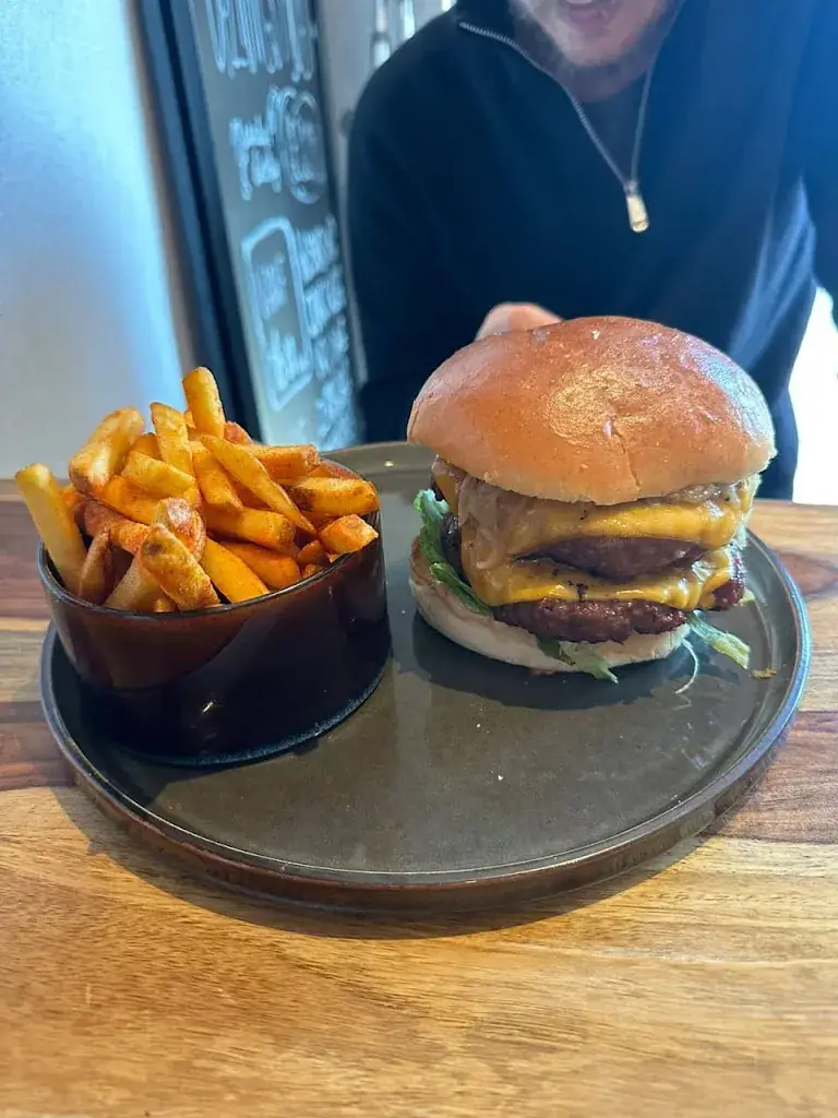 Elena Vasoli_Hermanos Smoke & Grill_Brunssum_review