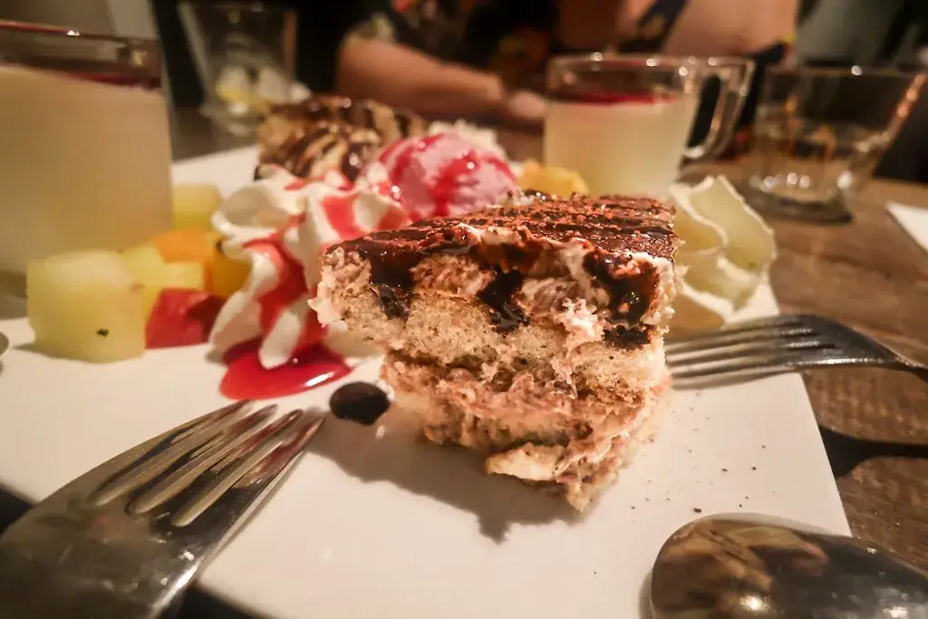 Theo Veldhuis_Pizzeria Monte Rosa_Nieuw-Roden_reseña