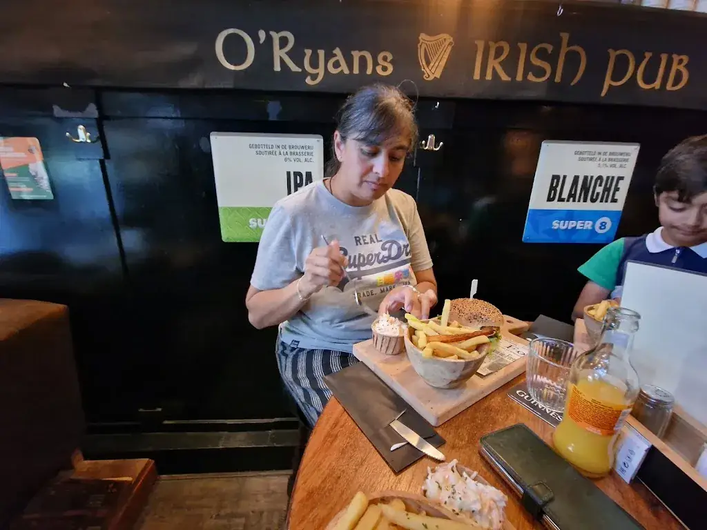 chintan mistry_O'Ryans Irish Pub_Brunssum_reseña