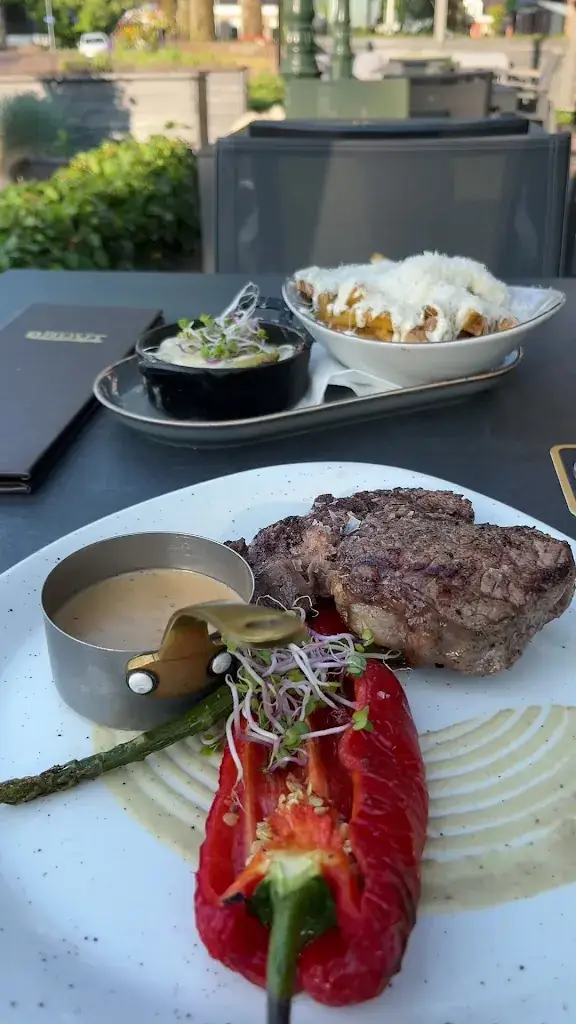 Restaurant BRUUT Roden_Roden_slider_image_2