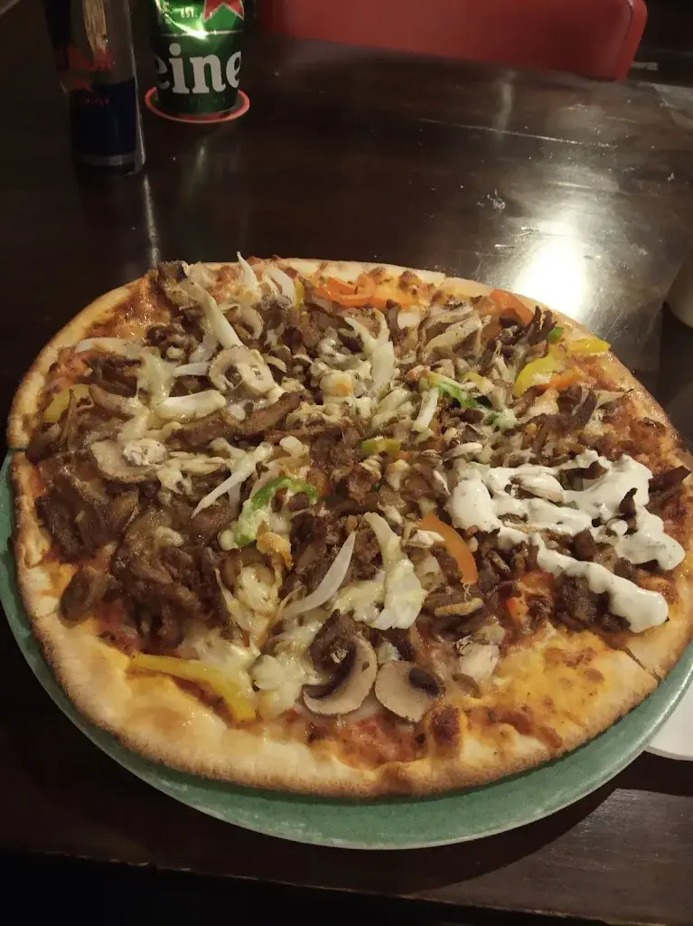 Artur Bartkowiak_Grillroom Pizzeria Sedra_Haelen_review