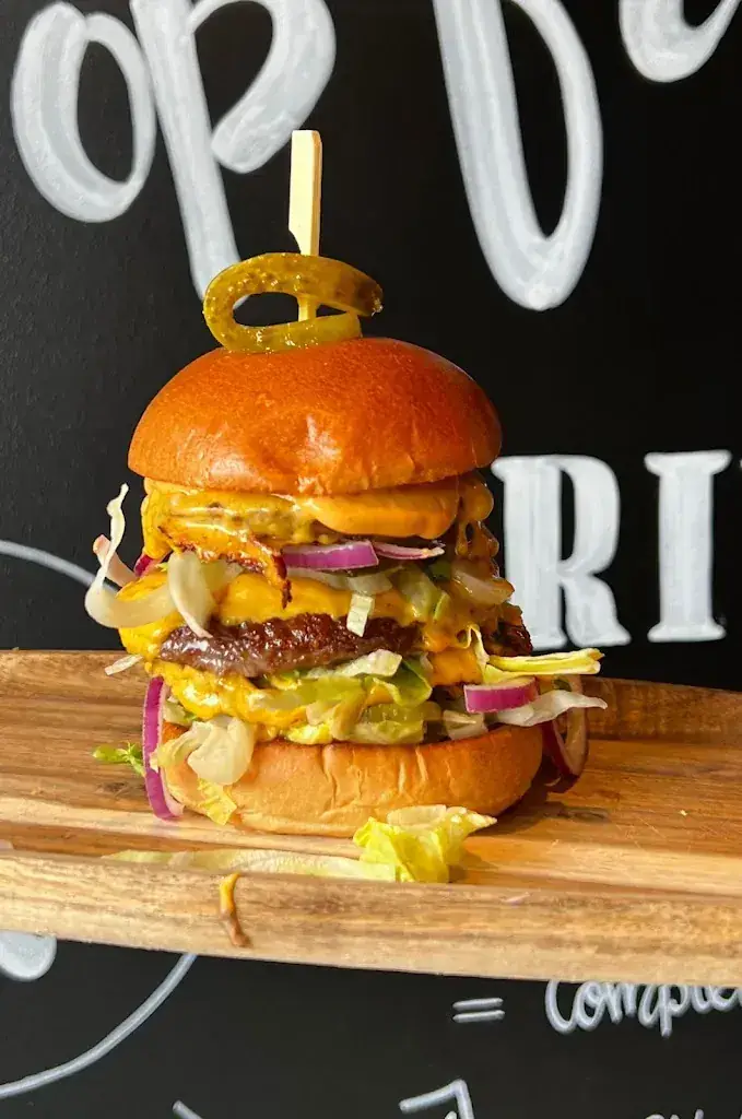 Menü_Henry's Burgers_Nieuw-Roden_Bild_5