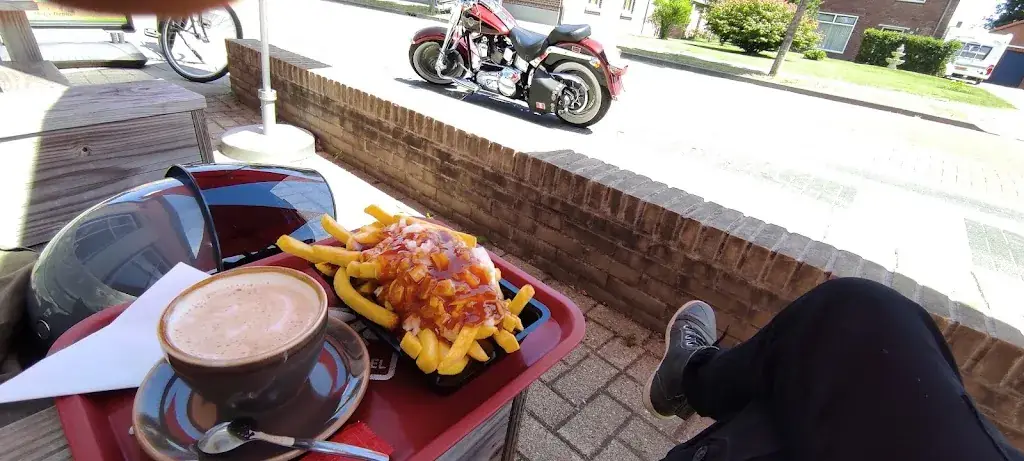 Marcin Mszyca (OffRoadTrip)_Eeterij 't Heijs Hepke_Heijen_review