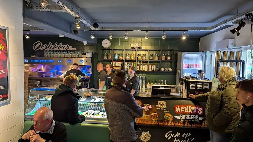 alex vw_Cafetaria Lunchroom Drents Kwartiertje/Nieuw-Roden_Nieuw-Roden_reseña