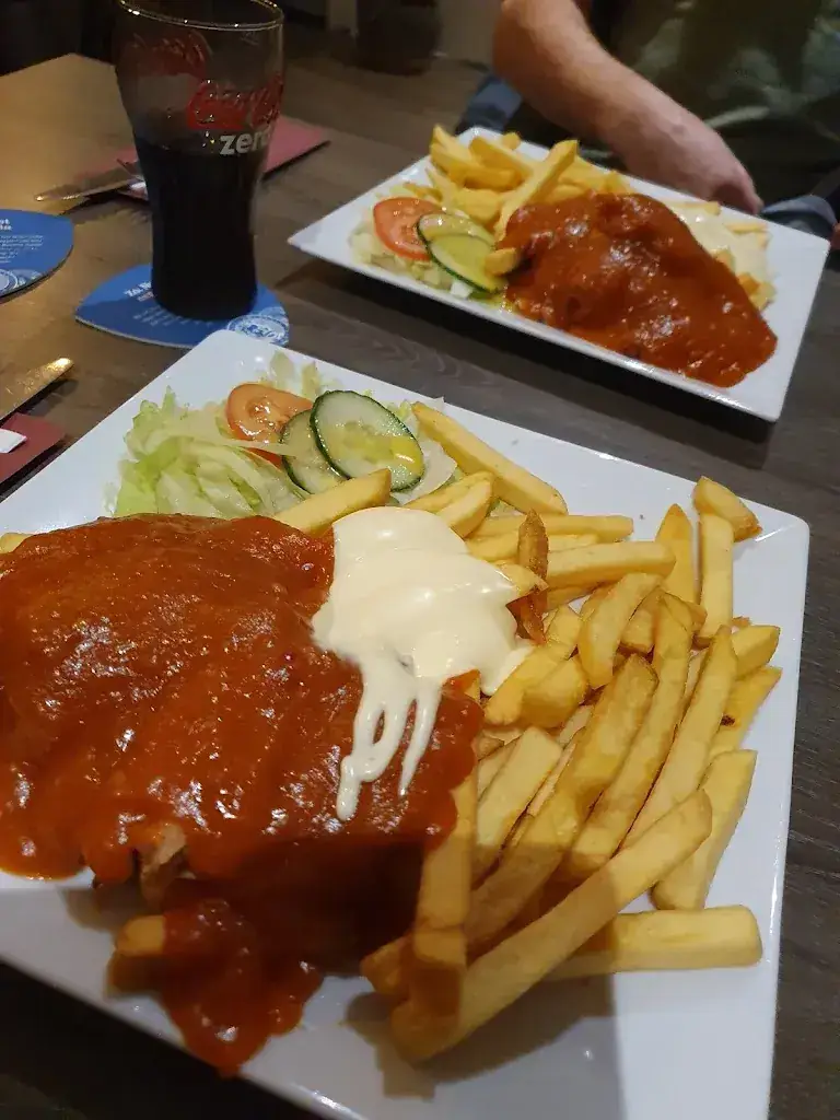 Jan Builtjes_Restaria 't Spoor_Gennep_review