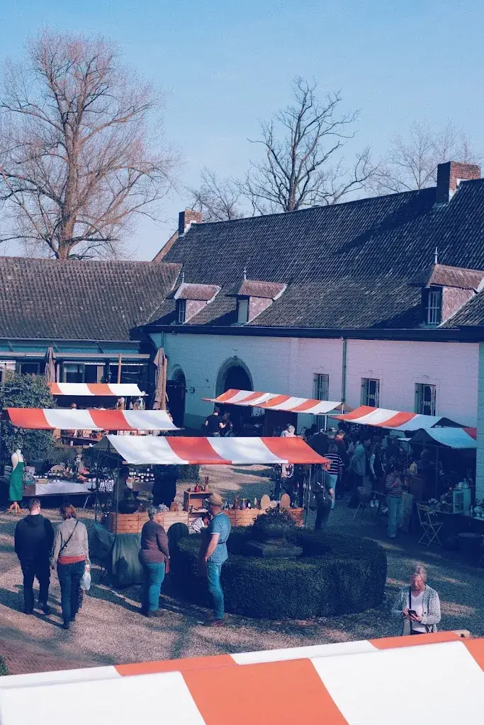 Janine Wolff_Daelenbroeck castle_Herkenbosch_review