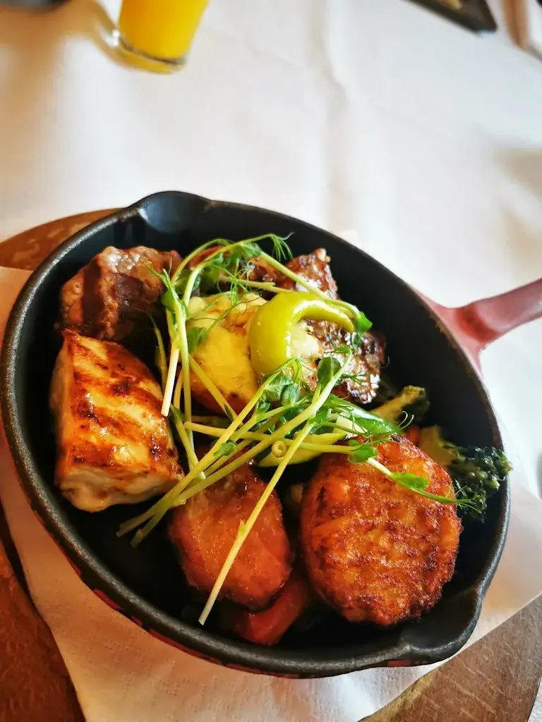 Fiona Shi_Restaurant De Hoeskamer_Vlodrop_review