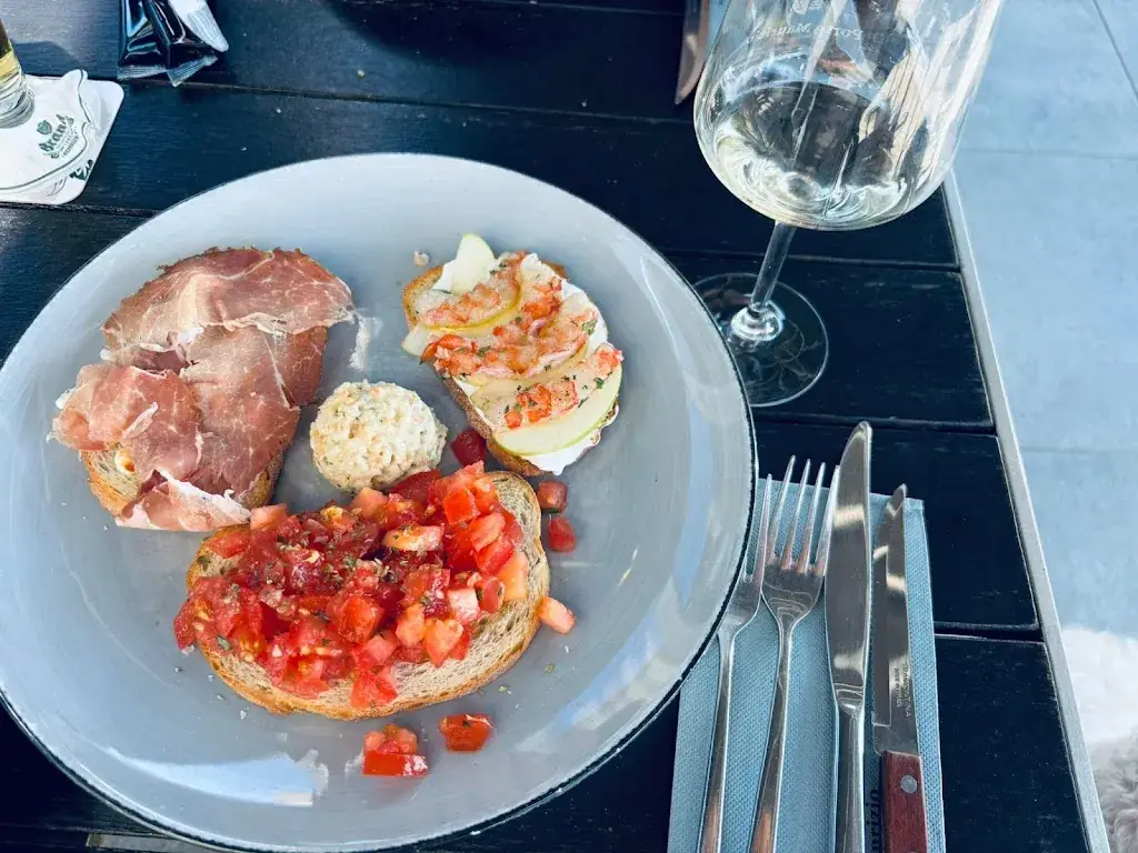 mladen nenadic_Porto Maurizio_Heythuysen_review