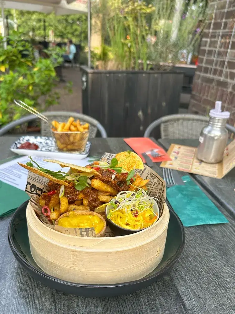 Nika van Olst_Foodbar 14TIEN_Herpen_review