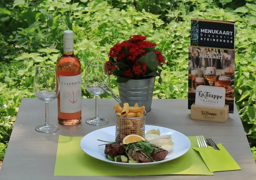 Brasserie Steinerbos_Stein_slider_image_3