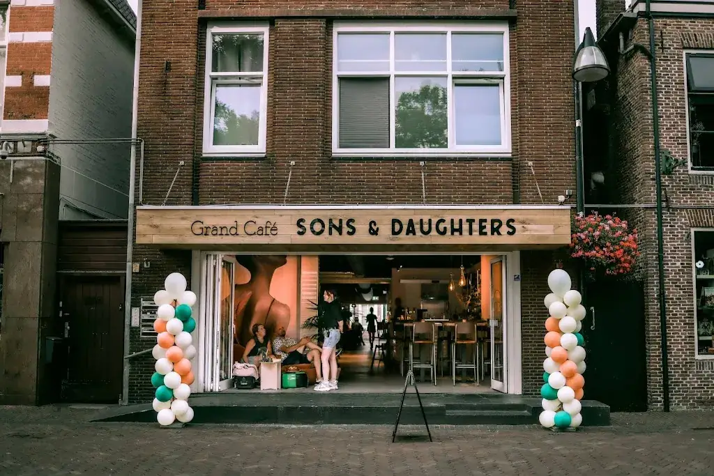 Grand Café Sons & Daughters restaurant in Meppel