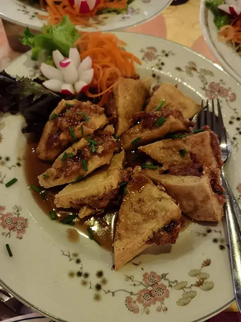 Rolf E. van Eede_Restaurant Hong Kong_Landgraaf_review