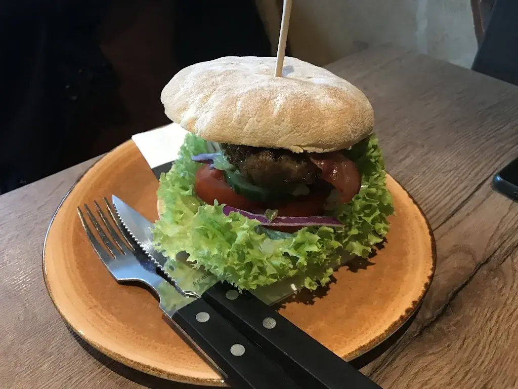 Tom Jagt_Broodjeszaak Bufkes Horst_Horst_review