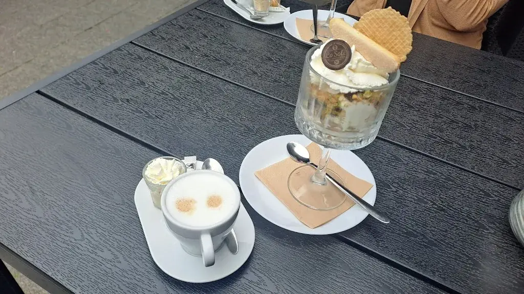 Daphne Bilnur Balcı (meridacaprahircus)_Lo Sole, IJs Lunch & Diner_Sevenum_review