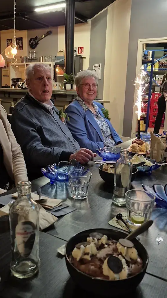 Lo Sole, IJs Lunch & Diner_Sevenum_slider_image_2